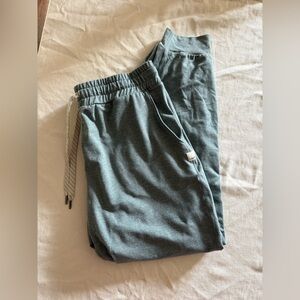 Vuori joggers size s